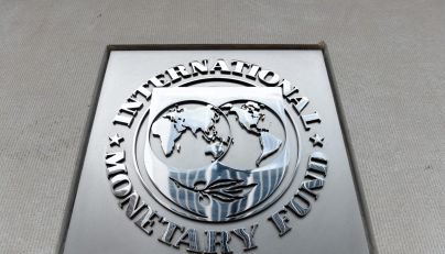 An exterior view of the building of the International Monetary Fund (IMF), with the IMG logo, is seen on March 27, 2020 in Washington, DC. AFP / Olivier DOULIERY