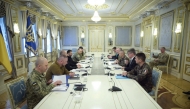 This handout photograph taken and released on April 5, 2025 shows the Ukrainian President Volodymyr Zelensky with French Chief of the Defence Staff General Thierry Burkhard and Britain Chief of the Defence Staff Admiral Tony Radakin in Kyiv. (Photo by Handout / UKRAINIAN PRESIDENTIAL PRESS SERVICE / AFP) 