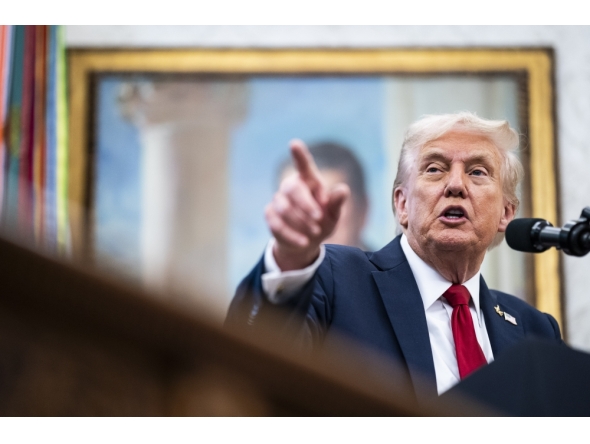 US President Donald Trump in the Oval Office. (Photo by Jabin Botsford/The Washington Post)
