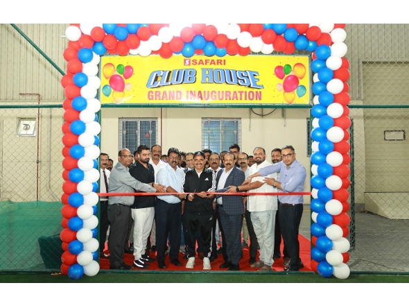 Safari Group Deputy Chairman and Managing Director Zainul Abideen with other officials inaugurating Safari Club House. 