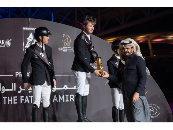 Qatar Olympic Committee President and President of the Organising Committee of the Doha Equestrian Tour H E Sheikh Joaan bin Hamad Al Thani crowned the podium winners of the CSI4* 1.55m Jump-Off Grand Prix on the final day of the opening Tour of the H H The Father Amir’s Prix at Al Shaqab’s Longines Outdoor Arena yesterday. 