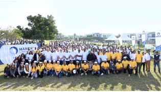 Mannai Corporation officials and employees at the NSD event.