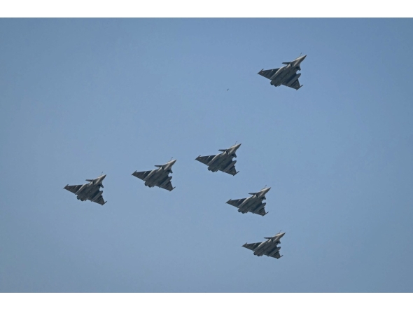 Indian Air Force's Rafale jets fly during the country's 77th Republic Day parade at Kartavya Path in New Delhi on January 26, 2026. (Photo by Sajjad HUSSAIN / AFP)
