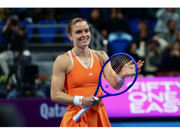 Maria Sakkari reacts after defeating Iga Swiatek. 