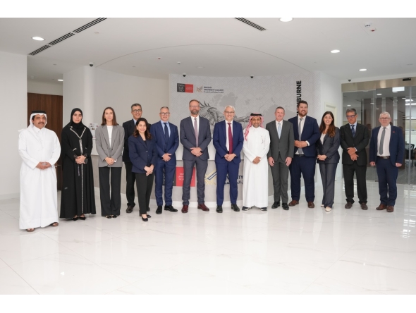 Victoria's Minister for Economic Growth and Jobs, Minister for Government Services, and Minister for Finance, The Hon. Danny Pearson; Australian Ambassador to Qatar H E Shane Flannagan; Barzan University College Vice-Chairman Dr. Hassan Bin Rashid Al Derham; and other officials during the visit.