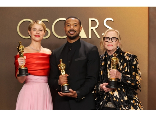 (L-R) Jessie Buckley, Michael B. Jordan, and Amy Madigan pose in the press room. Mike Coppola/Getty Images/AFP 