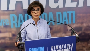 Right-wing Les Republicains (LR) party candidate in Paris, Rachida Dati delivers a speech in Paris on March 15, 2026. (Photo by Thomas Samson / AFP)