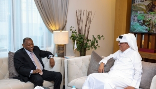Director General of Qatar Press Centre Sadiq Mohammed Al-Amari and Ambassador of Sudan to Qatar H E Badreddine Abdullah Mohammed Ahmed during a meeting at QPC headquarters.