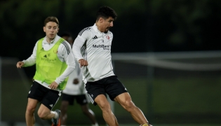 Al Shamal’s top scorer in the QSL with eight goals, Baghdad Bounedjah (right), trains with a teammate.
