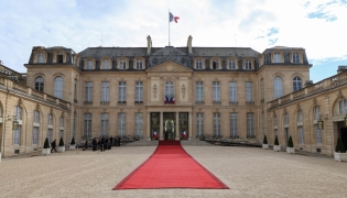 This photograph shows the Elysee Presidential Palace ahead of a state banquet hosted by France's President upon the arrival of Mauritania's President in Paris on April 15, 2026. (Photo by Ludovic Marin / AFP)