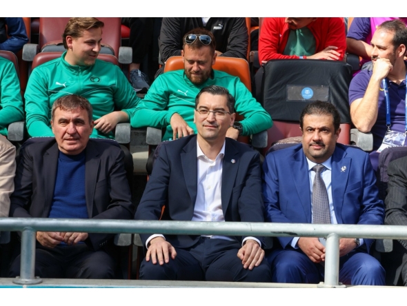 Romanian officials attending one of the sessions of the tour.