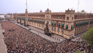 Handout picture released by Mexico's presidency press office showing fans of South Korea's K-pop band BTS in front of the Palacio Nacional in Mexico City on May 6, 2026. Photo by HANDOUT / MEXICO'S PRESIDENCY PRESS OFFICE / AFP