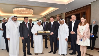 QBA Chairman Sheikh Faisal bin Qassim Al Thani, Chairman of the Turkish – Qatari Business Council, Abdullah Altunkum, Ambassador of the Republic of Turkey to Qatar H E Dr. Mustafa Goksu with other officials during the meeting.