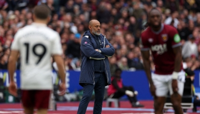 West Ham United's Portuguese head coach Nuno Espírito watches the players from the touchline Santo during the English Premier League football match between West Ham United and Arsenal at the London Stadium, in east London on May 10, 2026. (Photo by Adrian Dennis / AFP)