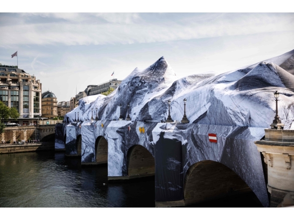 This photograph taken at the Pont-Neuf bridge in Paris on May 21, 2026 shows the installation of 