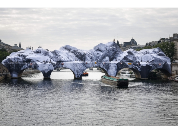 This photograph taken at the Pont-Neuf bridge in Paris on May 21, 2026 shows the installation of 