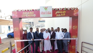 Officials and chief guest inaugurate the new store