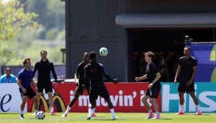 Players of the United States participate in a training session.