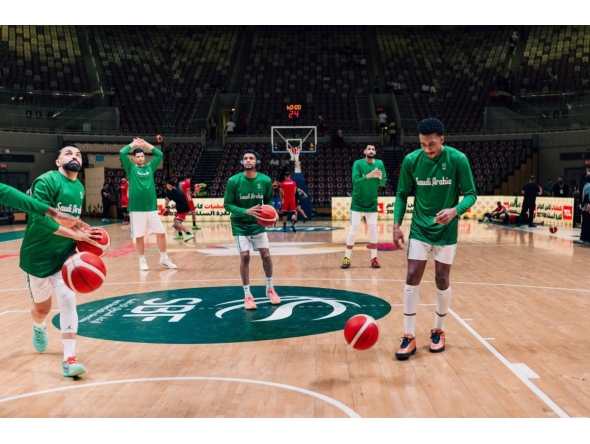 Saudi Arabia players take part in a training session.