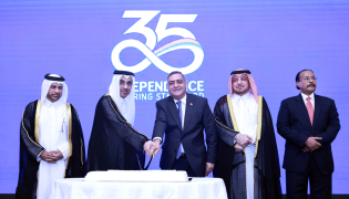 Minister of Labour H E Dr. Ali bin Saeed bin Smaikh Al Marri; Director of the Protocol Department, Ministry of Foreign Affairs, H E Ambassador Ibrahim Fakhroo; Ambassador of Armenia to Qatar 
H E Tigran Gevorgyan and other dignitaries cutting the ceremonial cake to mark 35th Anniversary of Armenian independence, yesterday. Pictures by Rajan Vadakkemuriyil/ The Peninsula