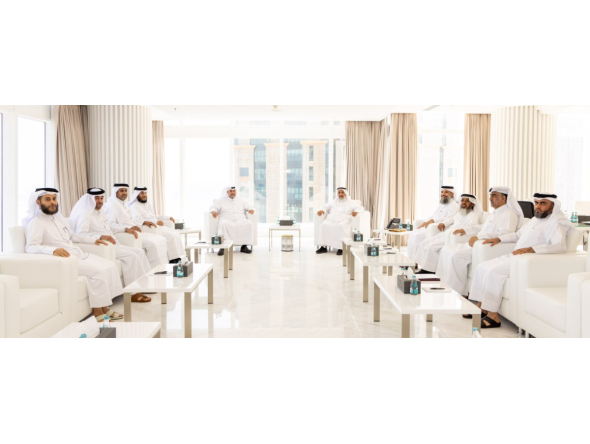Minister of Awqaf and Islamic Affairs H E Ghanem bin Shaheen bin Ghanem Al Ghanim chairing a meeting.