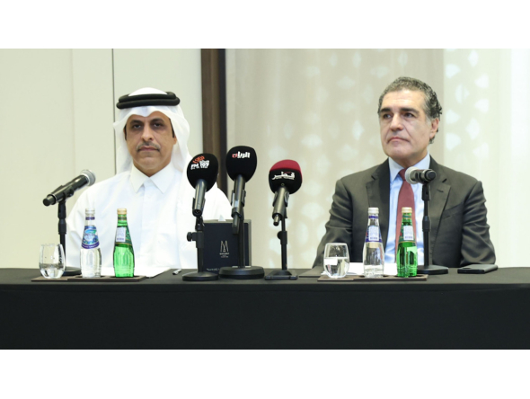 Assistant Undersecretary for Climate Change Affairs at MECC Eng Ahmed Mohammed Al Sada (left) and Executive Director, Earthna, Dr. Gonzalo Castro de la Mata during the press conference.