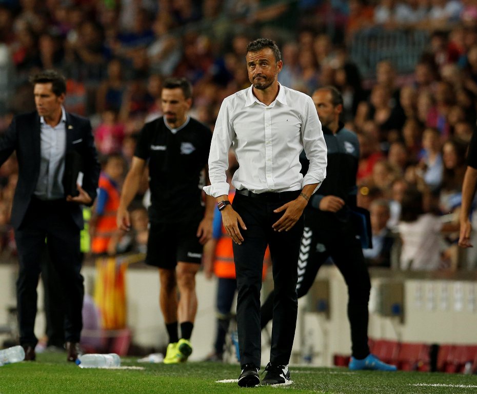 Barcelona coach Luis Enrique during the match. (REUTERS/Albert Gea)