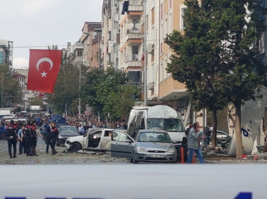 Photo: Twitter / aylinakilic. 