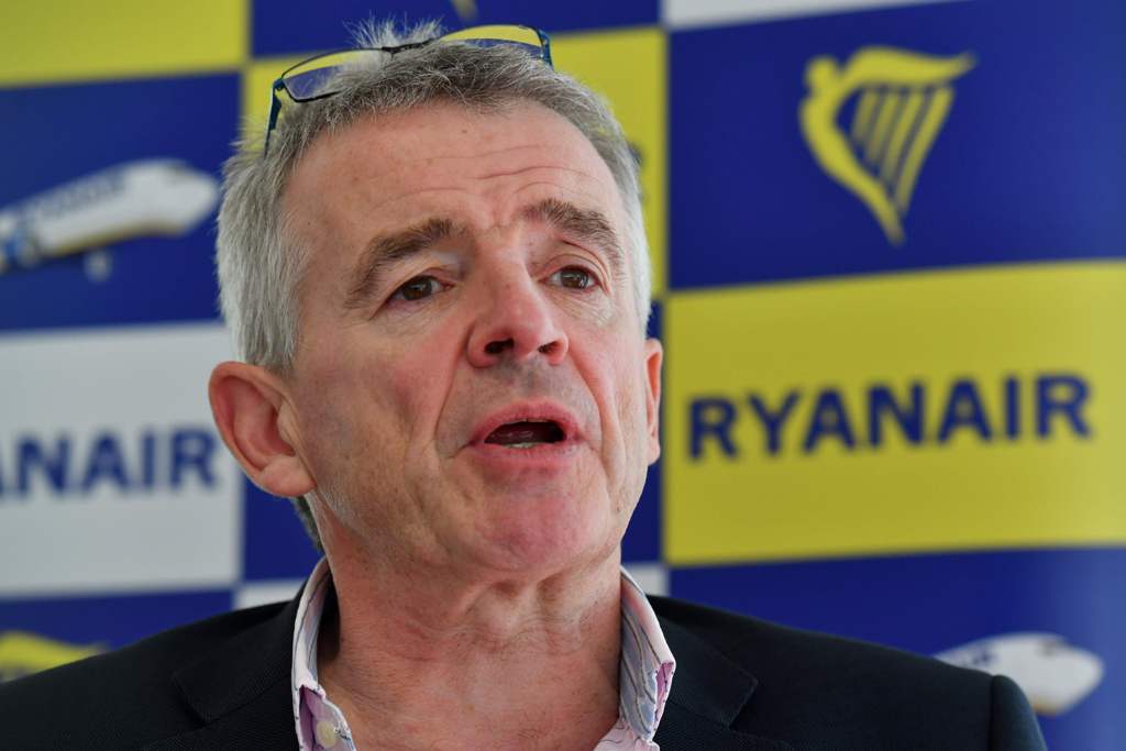 Ryanair CEO Michael O'Leary speaks during a press briefing in London on November 7, 2016.  AFP / BEN STANSALL
