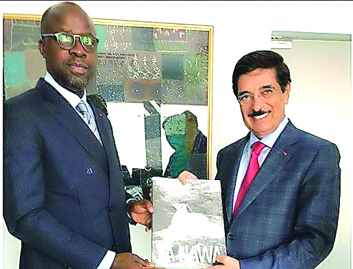 H E Dr Hamad bin Abdulaziz Al Kawari with Ivory Coast's Defence Minister Alain Richard Donwahi.