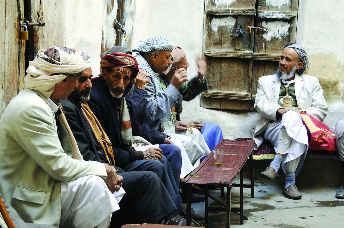 Yemeni people get back into their daily routine after a ceasefire deal for transporting humanitarian aids in Sana'a yesterday.  
