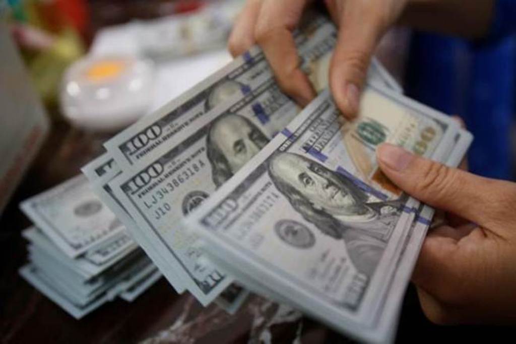 Currencies will also have Friday’s U.S. non-farm payrolls to contend with. (Reuters)
