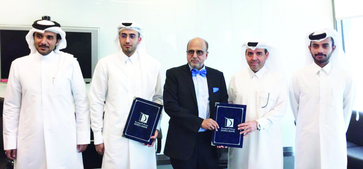 Dr. R. Seetharaman (second right) and other officials  at the event.