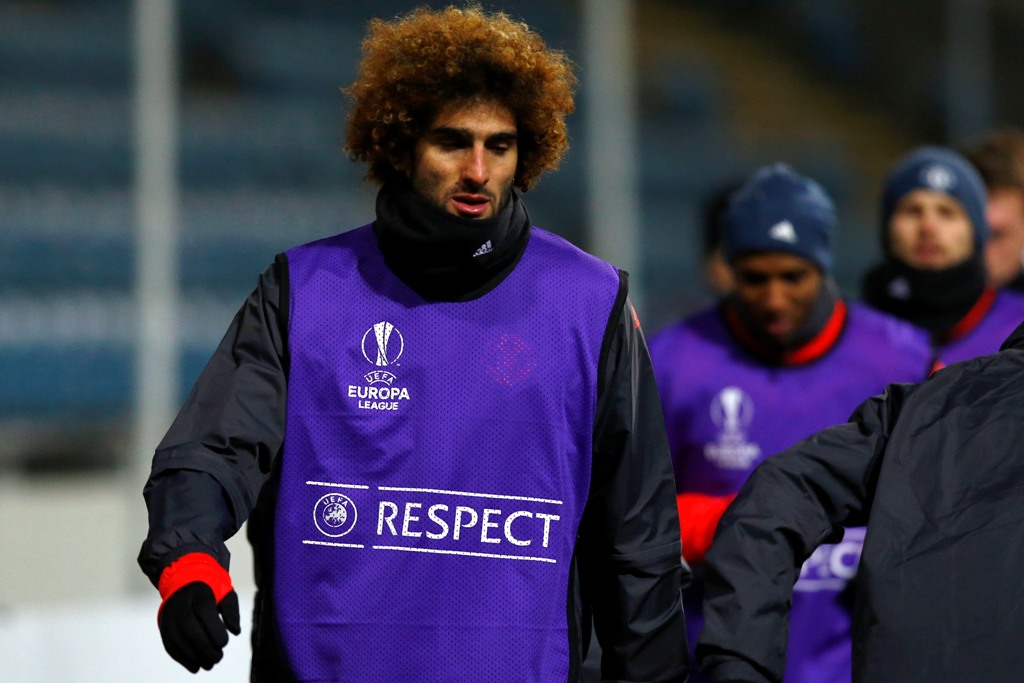 Manchester United's Marouane Fellaini during training. Reuters / Peter Cziborra 
