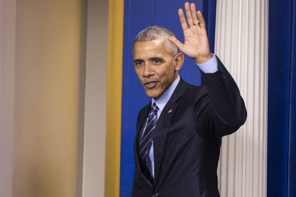  U.S. President Barack Obama waves at the conclusion of his annual end-of-year news conference at the White House in Washington, USA on December 16, 2016. ( Samuel Corum - Anadolu Agency )