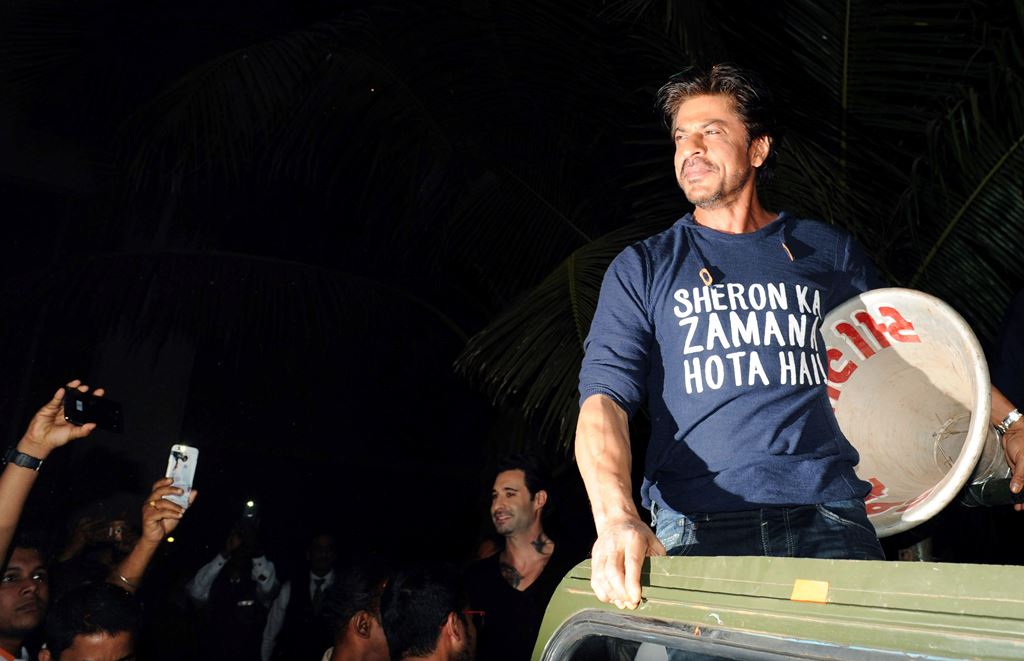 Indian Bollywood actor Shah Rukh Khan poses for a photograph during a promotional event for the Hindi film 'Raees' in Mumbai on late January 30, 2017. AFP / STR
