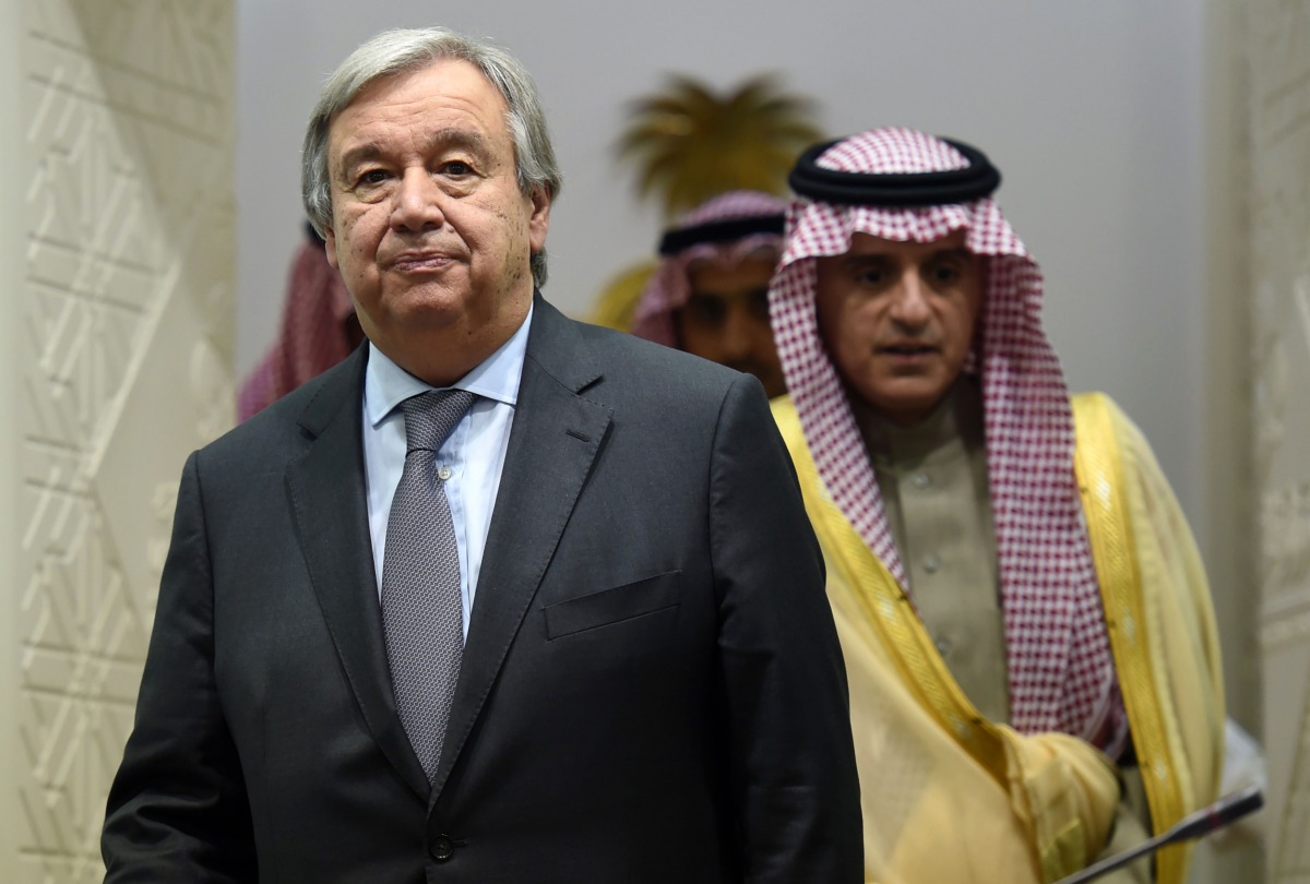 UN Secretary General Antonio Guterres (L) and Saudi Minister of Foreign Affairs, Adel al-Jubeir, arrive to hold a joint press conference in the Saudi capital Riyadh on February 12, 2017.  AFP / Fayez Nureldine