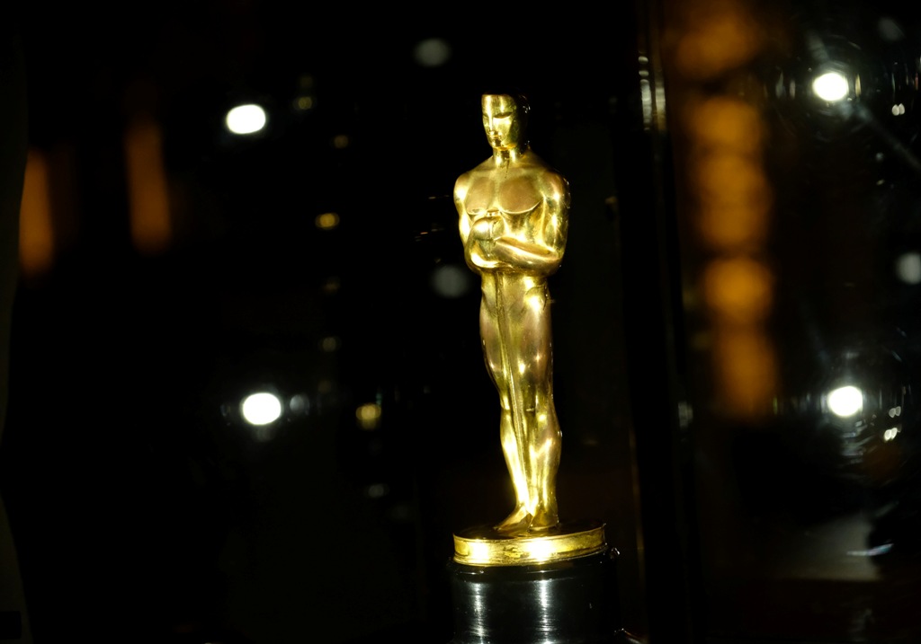 Oscar statuette is seen during the 89th Annual Academy Awards Oscar Foreign Language Film Award Directors reception in Beverly Hills, California, on February 24, 2017. / AFP / CHRIS DELMAS
