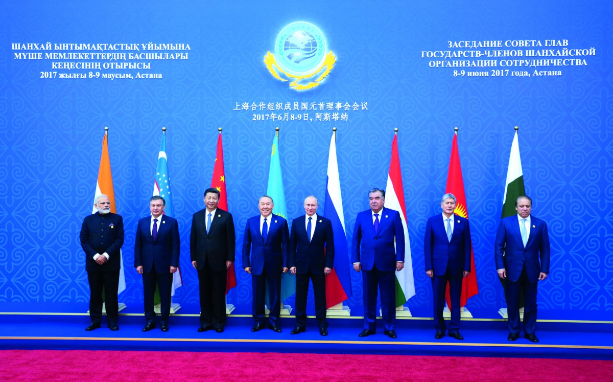 (from left) India's Prime Minister Narendra Modi, Uzbek President Shavkat Mirziyoyev, China's President Xi Jinping, Kazakh President Nursultan Nazarbayev, Russian President Vladimir Putin, Tajik President Emomali Rakhmon, Kyrgyz President Almazbek Atambay