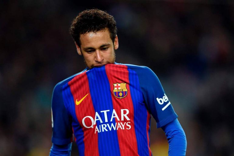*file photo / AFP / LLUIS GENE)
