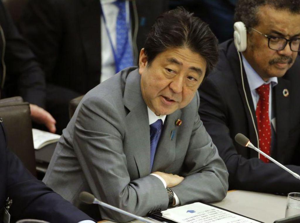 Japanese Prime Minister Shinzo Abe attends the World Leaders for Universal Health Coverage event held at U.N. headquarters in New York, U.S., September 18, 2017. REUTERS/Eduardo Munoz Alvarez.