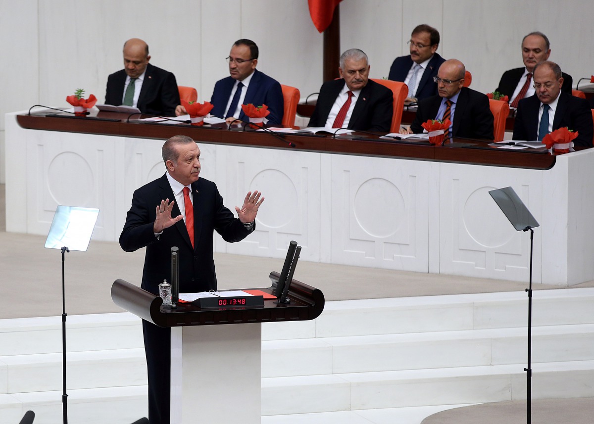 Turkish President Tayyip Erdogan addresses lawmakers at the Parliament in Ankara, Turkey, October 1, 2017. Yasin Bulbul/Presidential Palace/Handout via Reuters