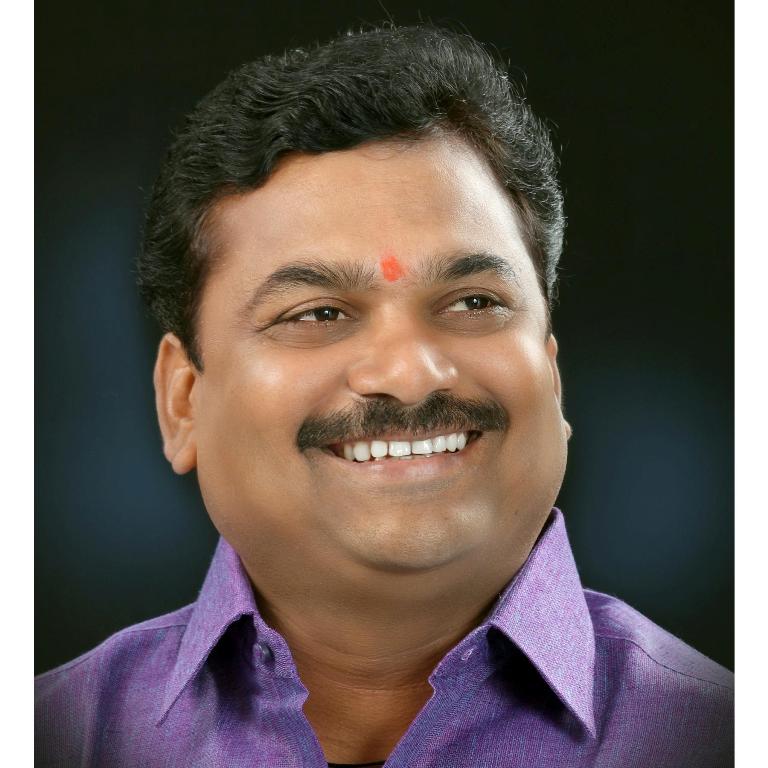 A file photo of Minister Ram Shinde. Twitter Image.
