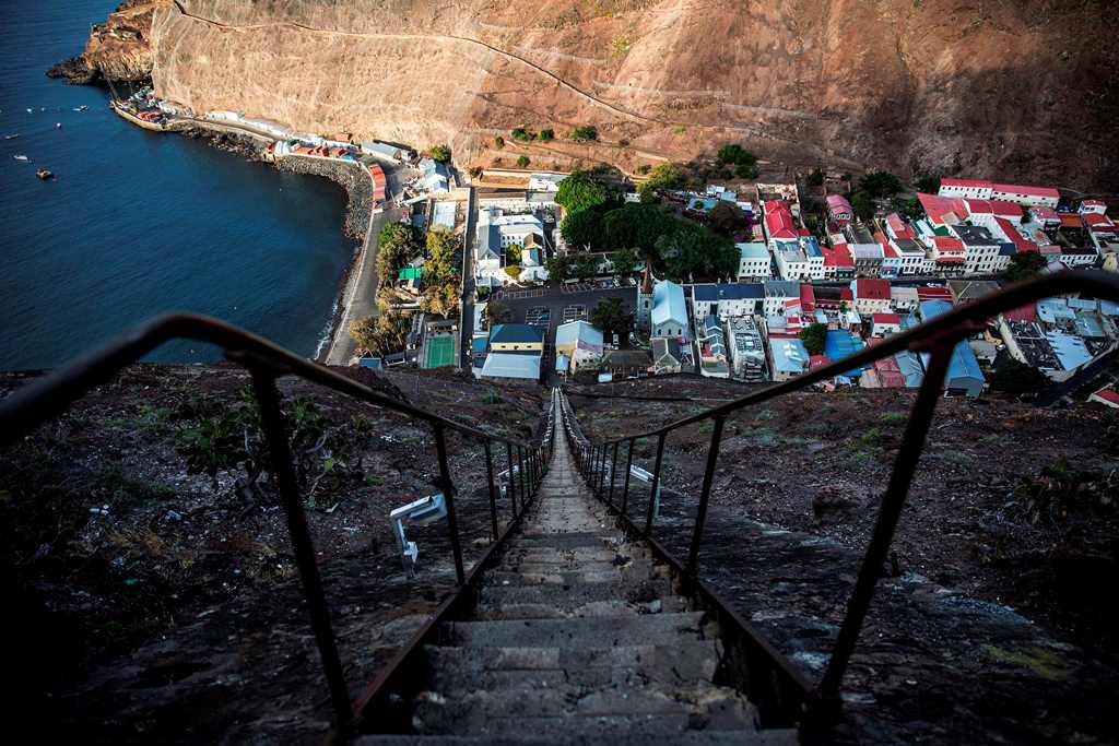 (FILES) This file picture taken on October 15, 2017 from a hill shows a general view of Saint Helena's capital Jamestown, on the British Overseas Territory of Saint Helena. AFP / GIANLUIGI GUERCIA