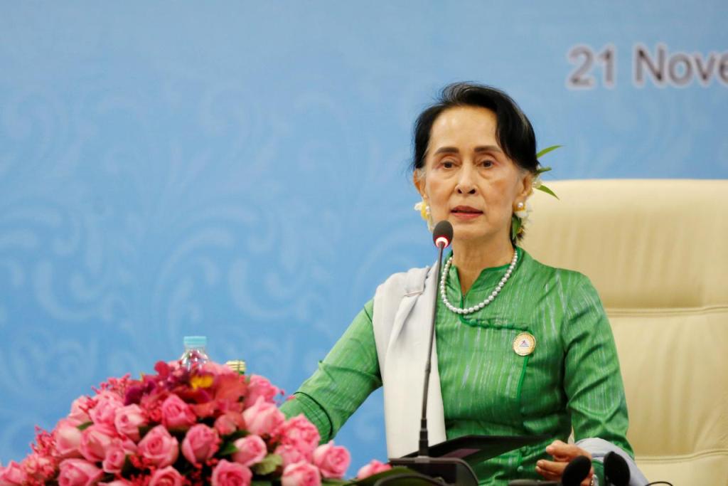 Myanmar State Counselor Aung San Suu Kyi speaks during a news conference at the Asia Europe Foreign Ministers (ASEM) in Naypyitaw, Myanmar, November 21, 2017. REUTERS/Stringer.
