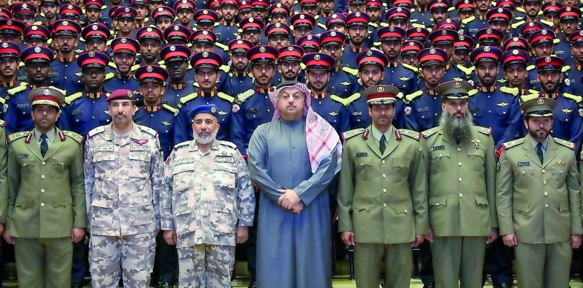 The Ahmed bin Mohammed Military College celebrated the handing out of graduation certificates to 124 candidates of the 13th batch at the college’s educational building. The ceremony was held under the patronage of Deputy Prime Minister and Minister of Sta