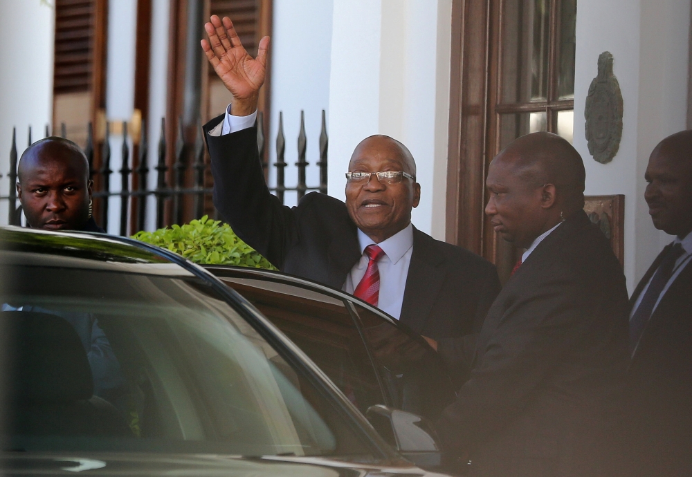 President Jacob Zuma leaves Tuynhuys, the office of the Presidency at parliament after the announcement that his State of the Nation address had been postponed in Cape Town, South Africa, February 6, 2018. Reuters/Sumaya Hisham