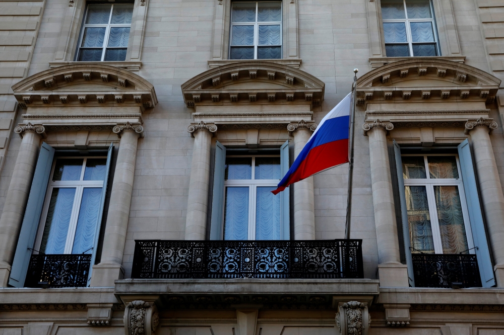 The Russian flag flies on the Consulate-General of the Russian Federation in Manhattan in New York City, March 26, 2018. REUTERS/Mike Segar