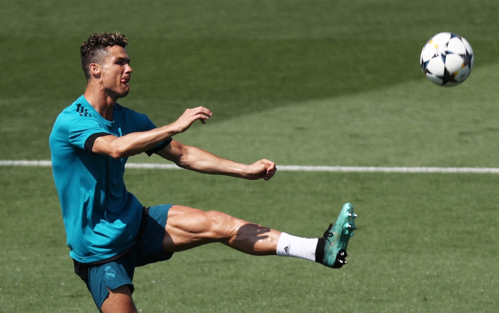 Real Madrid's Cristiano Ronaldo during training. REUTERS/Sergio Perez