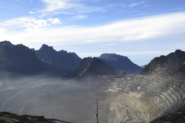 A view of the Grasberg copper and gold mine operated by an Indonesian subsidiary of Freeport-McMoRan Inc, situated 4,285 meters above sea level, near Timika, Papua province, February 15, 2015 in this photo taken by Antara Foto. Reuters/M Agung Rajasa/Anta